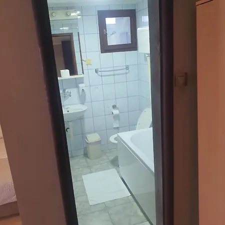 Bor *